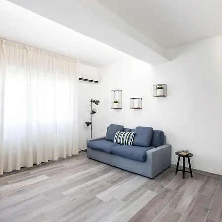 דירה Colourful And Bright Flat Near Vatican רומא