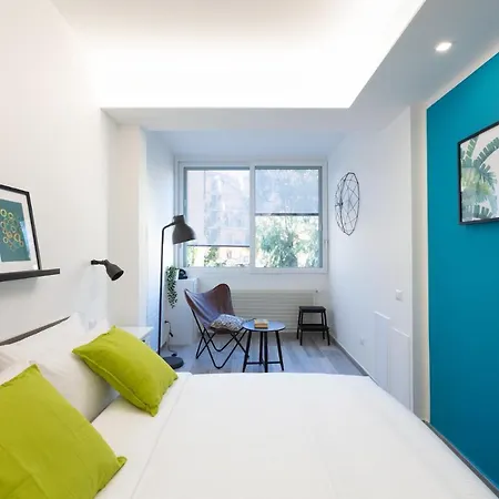 Colourful And Bright Flat Near Vatican * רומא